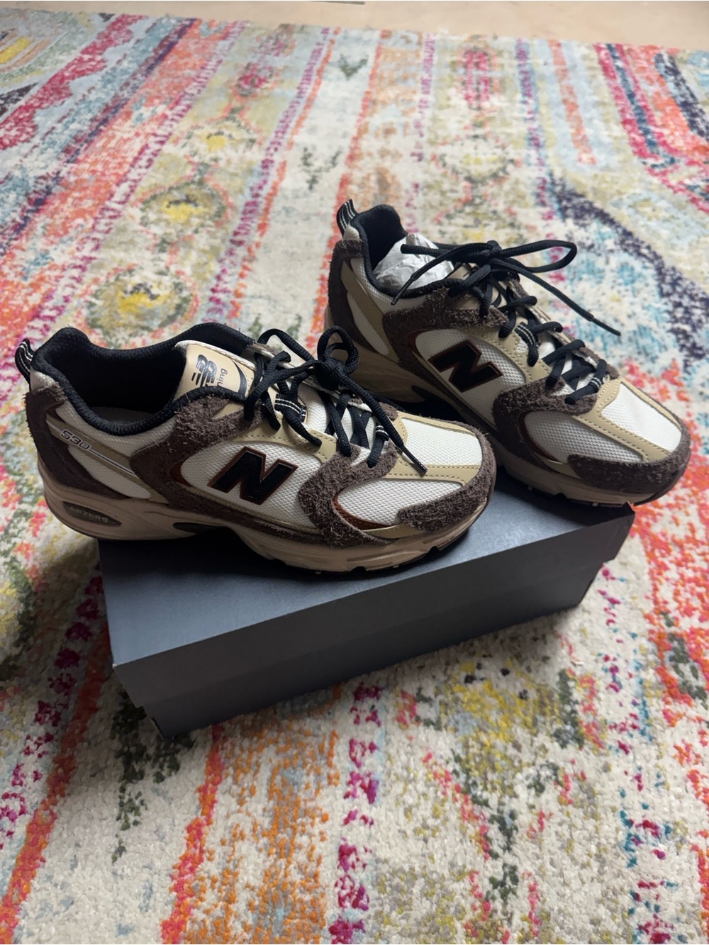 NIB- New Balance Cream and Brown 530 Running Shoes Men’s 7/12 /Women’s 9